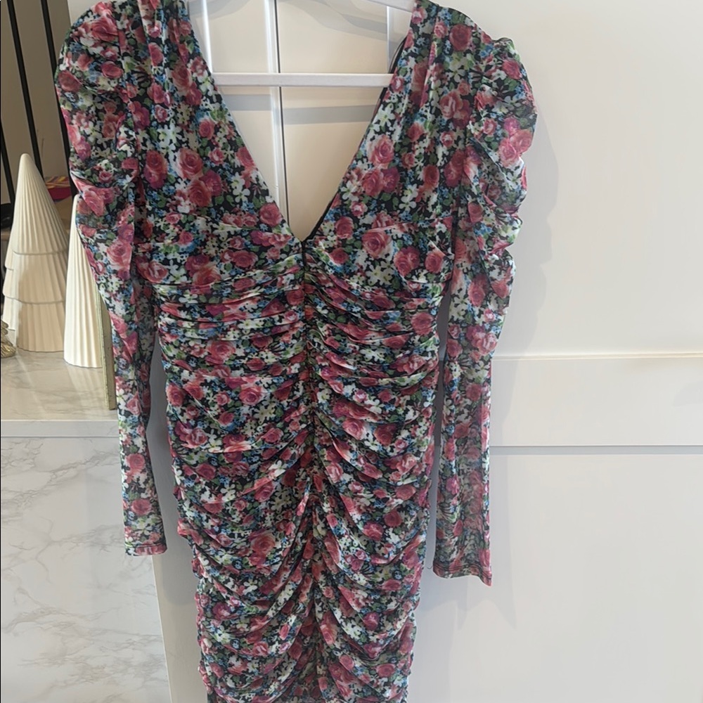 Astr Black and Pink Ruched Bodycon Dress - Picture 6 of 6